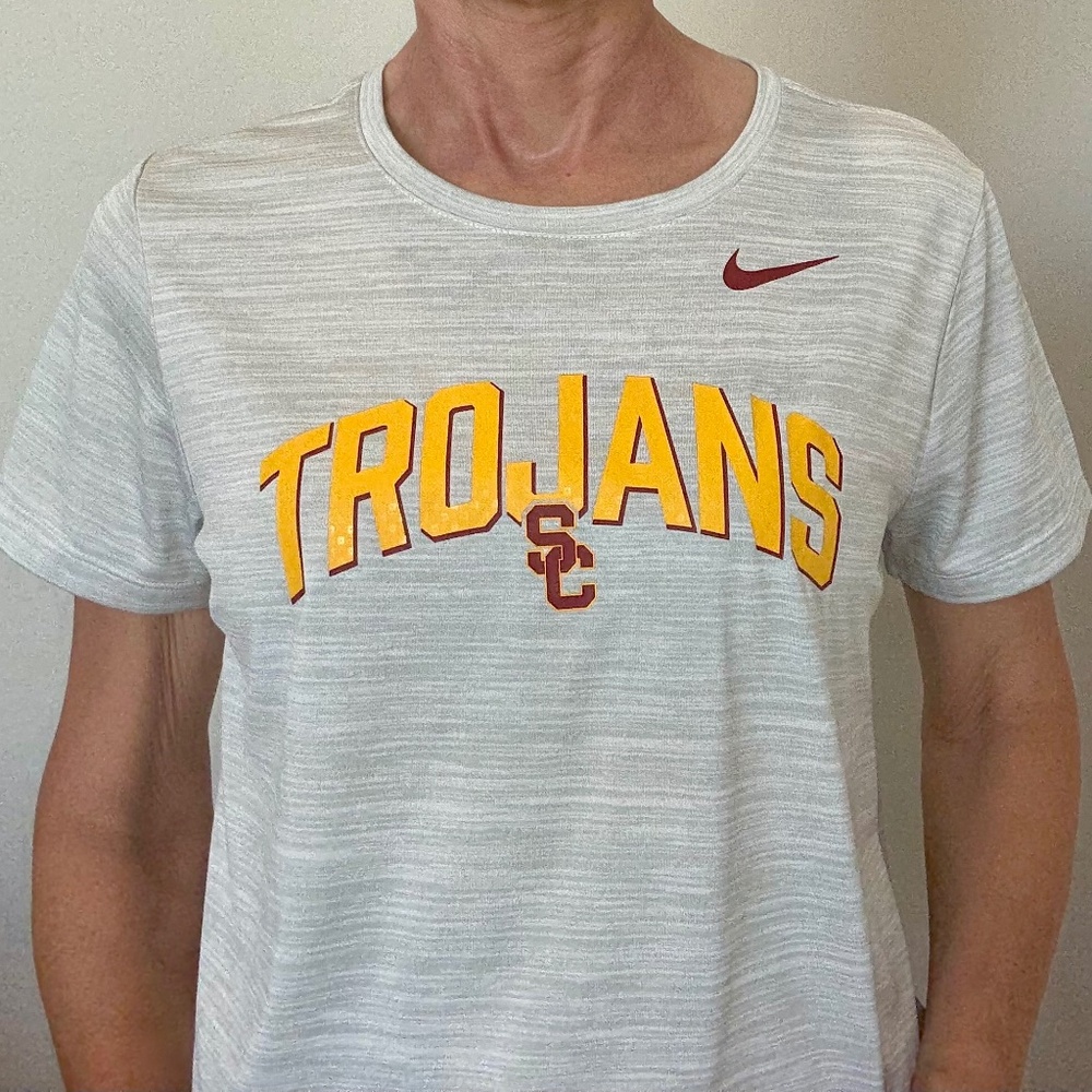 Nike USC Dri-fit -shirt, Size Small, Light Grey